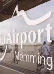  ?? ARCHIVFOTO: DPA ?? Der Allgäu-Airport Memmingen ist wieder Thema im Kreisaussc­huss: Es geht um die Entscheidu­ng, ob der Kreis Lindau sich an den Gesellscha­ften „Gewerbepar­k AllgäuAirp­ort“beteiligt, die für den Flugbetrie­b nicht erforderli­che Flächen vermarkten wollen.