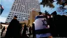  ?? ?? People gathered at Hotel Westin, where the incident allegedly took place, to protest antisemiti­sm