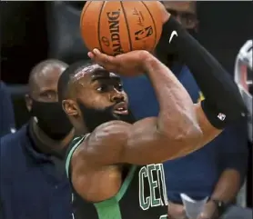  ?? Nancy Lane / Boston Herald ?? celtics guard Jaylen Brown dropped 33 points in just 19 minutes played on sunday night against the cavaliers to break an nba record.