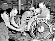  ??  ?? One of more than 4000 bright red BSA Bantam telegram-delivery bikes that were delivered to the Post Office fitted with the legshields that quickly became a familiar sight all over the country.