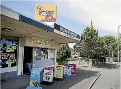  ??  ?? The owner of the Holland Superette in Fairfield, Hamilton, was struck in the head with a hammer after refusing to hand over cash to a robber recently.