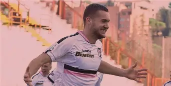  ?? LAPRESSE ?? George Puscas, 22 anni, attaccante del Palermo: con la doppietta di Perugia è arrivato a 5 gol