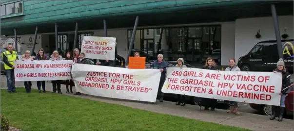  ??  ?? Members of REGRET protesting outside Clayton Whites Hotel as the TUI conference was taking place in the venue.