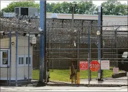  ?? Hearst Connecticu­t Media file photo ?? A view of an entrance to the Bridgeport Correction­al Center on North Avenue in Bridgeport.