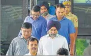  ?? RAMESH PATHANIA/MINT ?? ■ A Delhi court sent former Ranbaxy promoters Malvinder Singh and Shivinder Singh to four-day police custody.