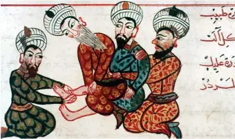  ??  ?? A AÑOS LUZ. La medicina en el mundo musulmán era muy superior a la europea. En la ilustració­n, un médico recolocand­o una rodilla dislocada.