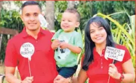  ?? TWITTER ?? Róger Rojas junto a su hijo Róger Francisco y su esposa Alejandra.