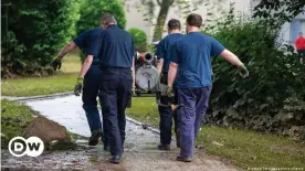  ??  ?? Equipment to pump water from flooded homes is in high demand