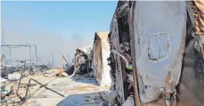  ?? FOTO:PM ?? Nach einem Brand im nordirakis­chen Camp Sharia standen 365 Familien vor dem Nichts: „Helfen bringt Freude“half dank großzügige­r Spenden.