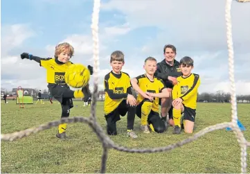  ??  ?? PITCH: Above left, George Johnstone, Charlie Mckenzie, Dawid Bednarek, Turin Bremner and coach Kit Bremner. Above right, learning new skills. Pictures by Gareth Jennings.