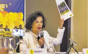  ??  ?? En conferenci­a. La activista y defensora de los derechos humanos Bianca Jagger presentó ayer el informe “Disparar a matar”, sobre las protestas en Nicaragua.