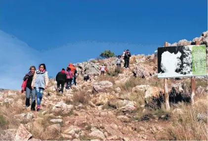  ?? FOTO: PABLO PRESTI -LANUEVA. ?? al aire libre son el fuerte de la Comarca Serrana, que cada invierno recibe a miles de visitantes.