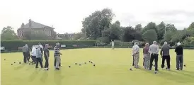  ??  ?? Superb cutting The greens looked marvellous as Burnside members concentrat­ed on the Monday night aggregate games