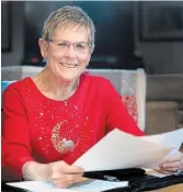  ?? JOHN RENNISON THE HAMILTON SPECTATOR ?? Statistici­an Mary Tinson will not be able to work at the Grey Cup this year because of broken verterbrae in her neck.