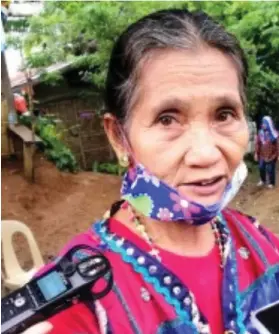  ?? (PNA) ?? 31 YEARS ON. Helen Dominguez, a survivor and eyewitness of the 1989 Rano Massacre speaks to members of the media on Thursday ( June 25, 2020). Victims of the tragedy were remembered and given tribute in a symbolic rite in Digos.