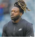  ?? MICHAEL PEREZ/AP ?? Eagles’ Jay Ajayi warms up before a game against the Patriots on Sunday.