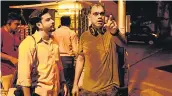  ??  ?? Rajesh Krishnan (right) on the set of his debut feature directoria­l, Lootcase, with Kunal Kemmu