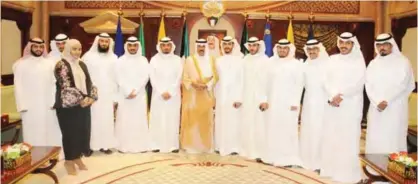  ??  ?? KUWAIT: His Highness the Crown Prince Sheikh Nawaf Al-Ahmad Al-Jaber Al-Sabah meets with presidents and members of the National Union of Kuwaiti Students (NUKS) branches in UK, Ireland, Egypt, Canada and Australia. — KUNA