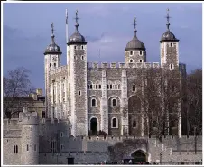  ??  ?? LIFE AND DEATH OF A ROGUE: Above, singer Clara Bauerle, who had an affair with
Josel Jakobs, pictured right during the First World War; left, the Tower of London where, right, the broken chair in which Jakobs was executed is on display