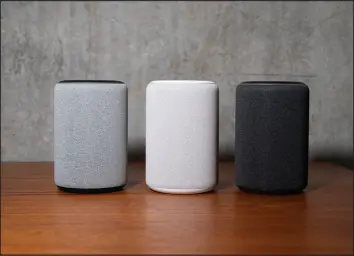  ?? GRANT HINDLSEY / THE NEW YORK TIMES (2019) ?? An assortment of Amazon’s Echo devices, powered by Alexa, are seen in Seattle.