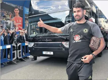  ??  ?? EN EL AIRE. Diego Costa sigue a la espera y el Milán se entromete en la operación de su fichaje.