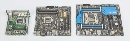  ??  ?? Afhankelij­k van de processor heb je een moederbord met een LGA2011v3- (rechts) of LGA1151-socket nodig. Het mini-STXformaat (links) is erg compact.