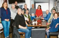  ?? Foto: Roland Greißl ?? Ein Dutzend Autoren trugen vielfältig­e Themen in Lyrik und Prosa zur Frühlings-Lesung im Landsberge­r Autorenkre­is bei.