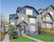  ?? STREETSIDE DEVELOPMEN­TS ?? Each Killarney Townes building is designed to look like one large infill home that fits into the surroundin­g community.