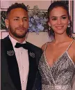  ??  ?? Neymar e Bruna Marquezine