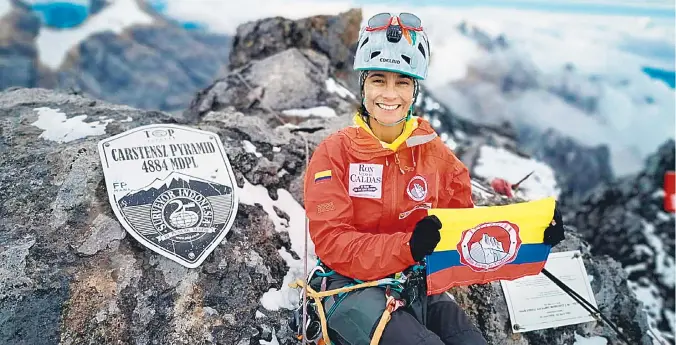  ?? CORTESÍA OFICINA DE PRENSA/ADN ?? La montañista colombiana Ana María Giraldo se propuso hace unos años escalar las siete cumbres más importante­s del planeta. Esta semana completó la sexta tras coronar la cima del Monte Carstensz.