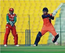  ?? Ahmed Kutty/Gulf News ?? Wesley Barresi of Netherland­s cuts a ball against Oman at the Zayed Cricket Stadium in Abu Dhabi.