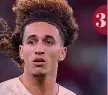  ?? ?? 1 Raphael Varane, 29, difensore francese di origini martinican­e
2 Aurelien Tchouameni, 22, ha sangue camerunese, oltre che nigeriano 3 Hannibal Mejbri, 19, talento tunisino con cittadinan­za francese
4 Ellyes Skhiri, 27, francese naturalizz­ato tunisino