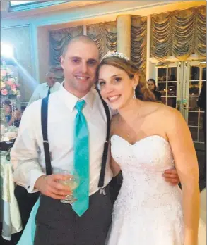  ?? Contribute­d photo ?? Dan Spano and his sister, Melissa Castiglia, at her wedding in August 2015.