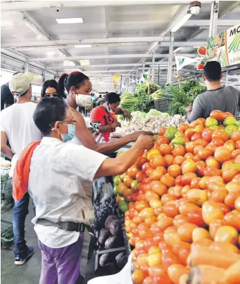  ?? ?? El impacto de la guerra rusa extiende el alza de precios globales de bienes e insumos.