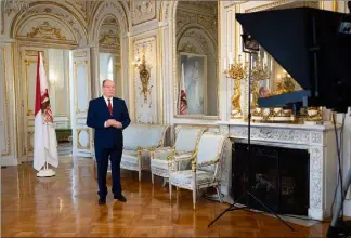  ?? (Photo Gaëtan Luci/Palais princier) ?? Le souverain a enregistré son message depuis les grands Appartemen­ts du Palais princier.