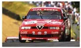  ??  ?? Tarquini le cuenta todo a nuestro compañero, Adam Towler. Arriba: Tarquini triunfó en 8 carreras con el Alfa Romeo 155 TS durante el BTCC de 1994. Abajo: El italiano sigue ganando en turismos en 2018; ahora con un Hyundai i30 N del TCR.