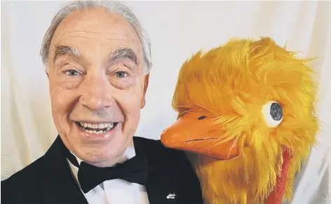  ??  ?? Bernie Clifton and Oswald the Ostrich