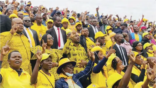  ?? ?? CCC president Nelson Chamisa among supporters at the party’s star rally in Mutare yesterday.