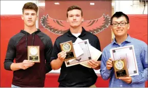  ??  ?? Blackhawk baseball players receiving the Doug Houston Attitude Award at Monday night’s awards ceremony were Chandler Tidwell, Garrett King and Tyler Odell.