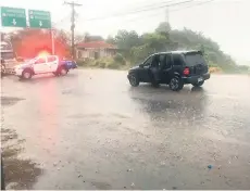  ??  ?? Los tres supuestos pandillero­s fueron atacados en la carretera de occidente cuando viajaban hacia San Pedro Sula.