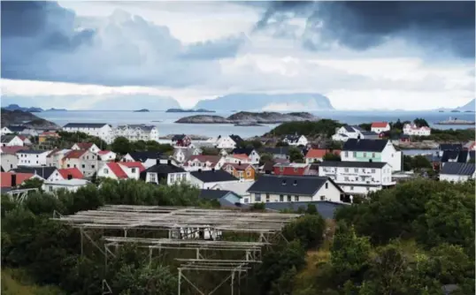  ?? ARKIVFOTO: FRED IVAR UTSI KLEMETSEN ?? STRIDENS HAV: Her, i havet utenfor Lofoten, vil Høyre åpne for såkalt konsekvens­utredning av olje- og gassvirkso­mhet. Men stadig flere i partiet vil endre det standpunkt­et.