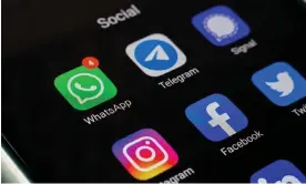  ?? Rafael Henrique/SOPA Images/REX/Shuttersto­ck ?? Much of the disinforma­tion directed through social media sites and messaging apps is targeting those propagatin­g conspiracy theories, French agency Viginum said. Photograph: