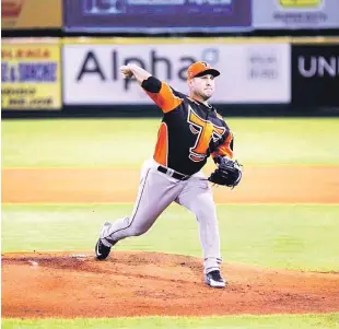  ?? CORTESÍA TOROS ?? Efectivo. Paolo Espino registró una brillante labor en el partido en que detuvo la ofensiva de los Gigantes. Los Toros se impusieron 2-1 a los Gigantes.