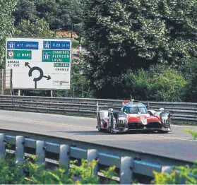  ?? FOTO: TWITTER ?? Alonso hizo el mejor tiempo del test en la vuelta 26 de las 40 que completó