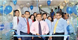  ??  ?? Picture shows Dr Rohan Karunaratn­e, Board Director, HNB opening the new Centre of Excellence.