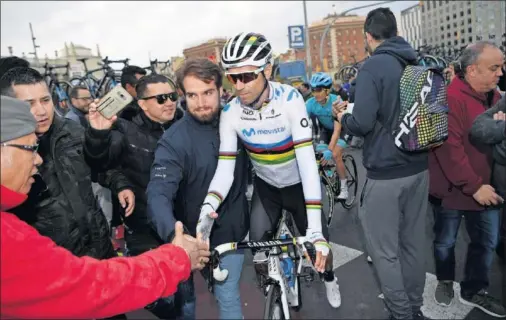  ??  ?? EL CAMPEÓN DEL MUNDO. Alejandro Valverde afronta hoy uno de los pocos retos que le faltan en su palmarés: la Amstel Gold Race.
