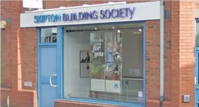  ??  ?? ●●The Skipton Building Society branch on Union Street in Rochdale is to close in September