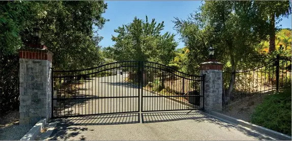  ??  ?? Create an extraordin­ary, one-of-a-kind estate on the almost five acres at 1129 Almaden Oaks Lane.