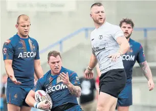  ?? ANDREW FRANCIS WALLACE/TORONTO STAR ?? Star photograph­er Andrew Francis Wallace won for Best Sports Photo for this image of players reacting to a Whitehaven rugby player’s mangled finger.