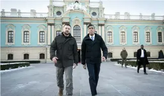  ?? ?? Rishi Sunak et Volodymyr Zelensky